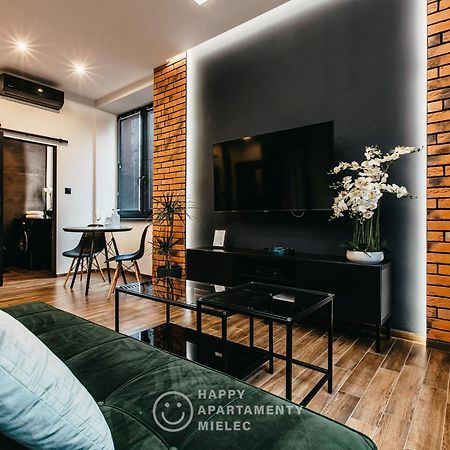 מילץ' Happy Nest - Apartamentyhappy Pl מראה חיצוני תמונה