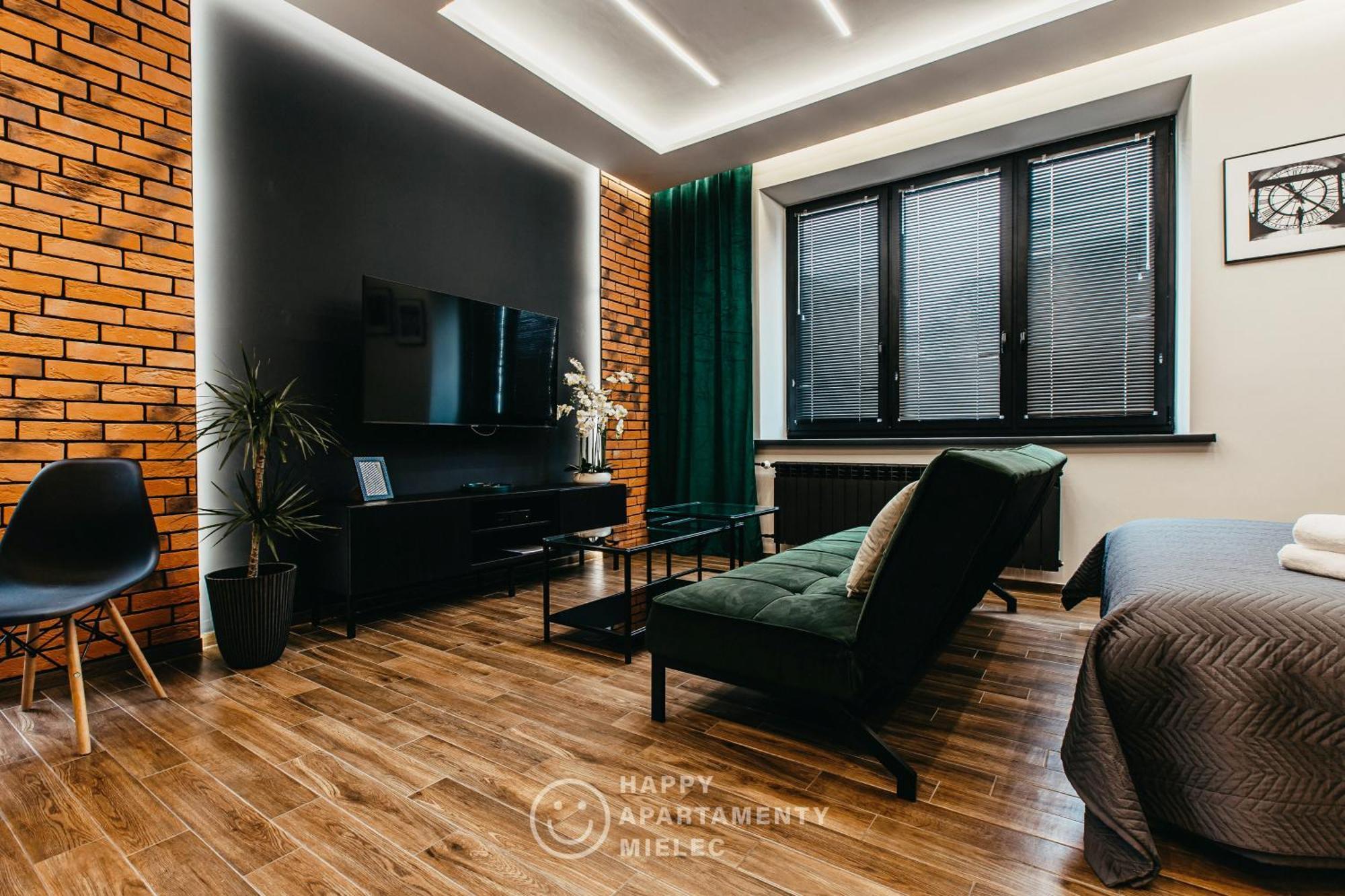 מילץ' Happy Nest - Apartamentyhappy Pl מראה חיצוני תמונה