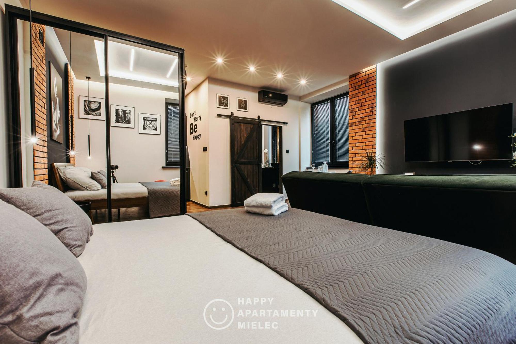 מילץ' Happy Nest - Apartamentyhappy Pl מראה חיצוני תמונה