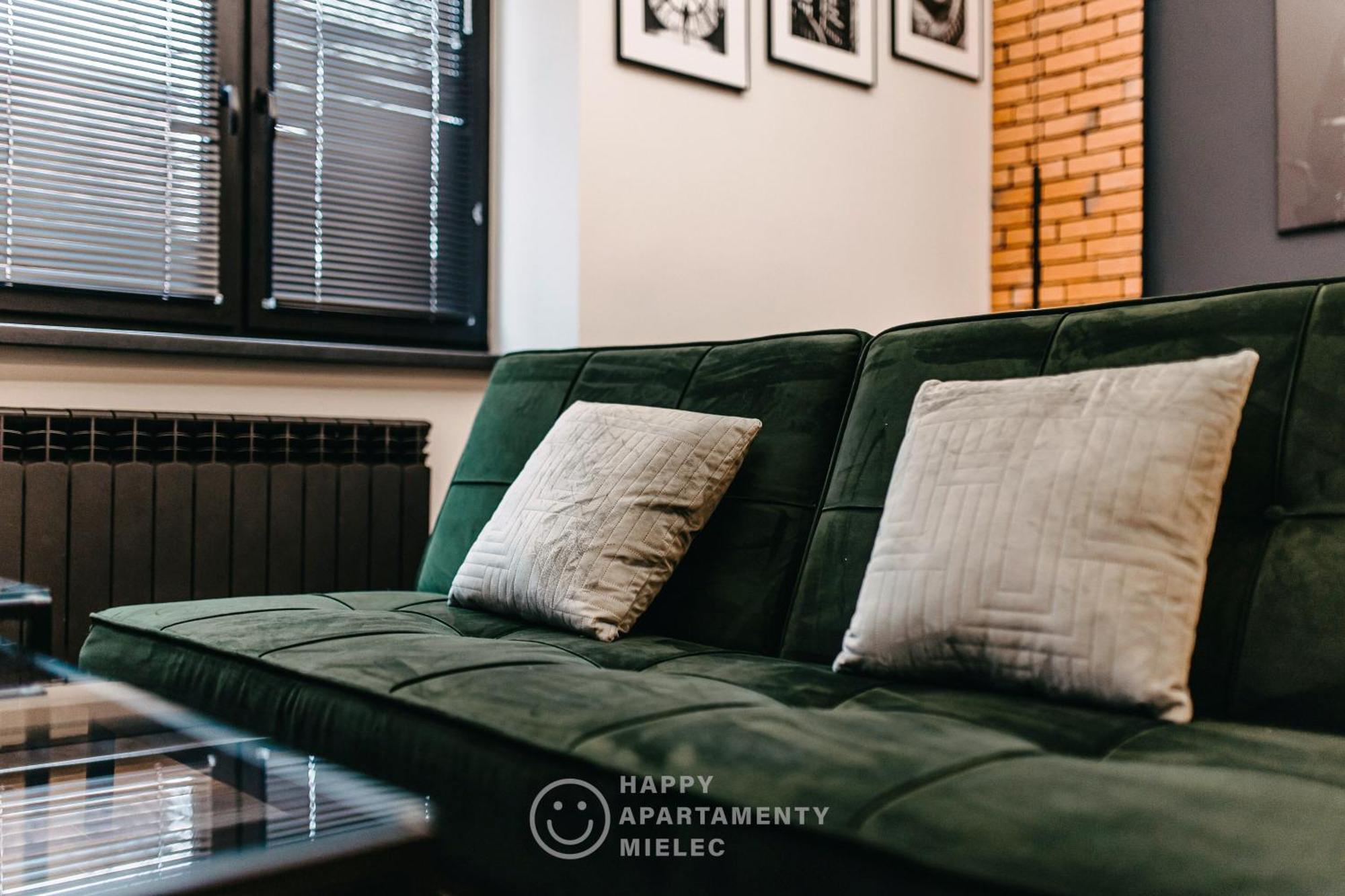 מילץ' Happy Nest - Apartamentyhappy Pl מראה חיצוני תמונה